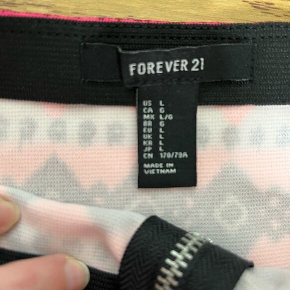 Cute Forever 21 Mini Skirt - Picture 7 of 7
